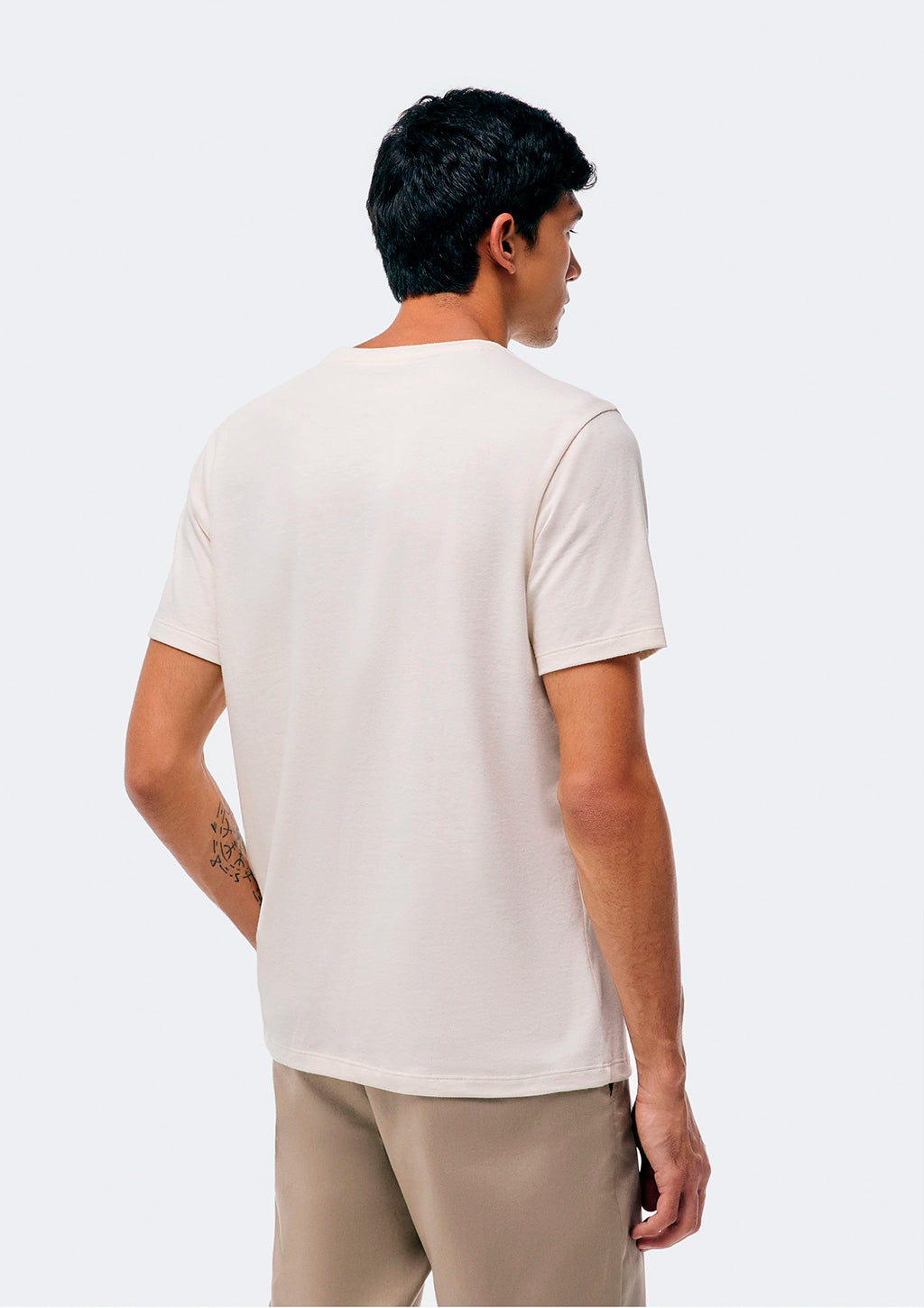 Camiseta Manga Curta Hering Regular World Unissex - Off White