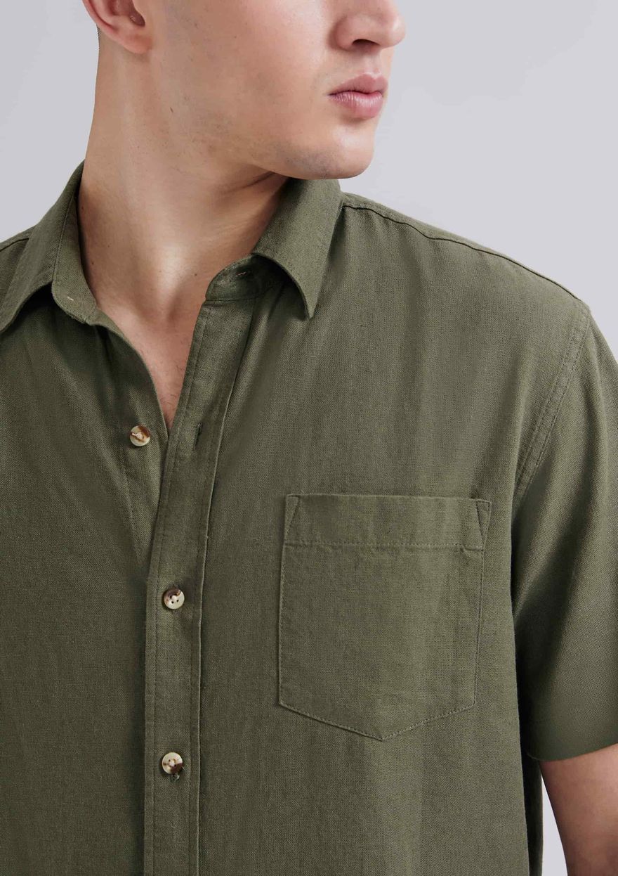 Camisa Básica Hering Manga Curta Slim Em Linho Masculina Verde