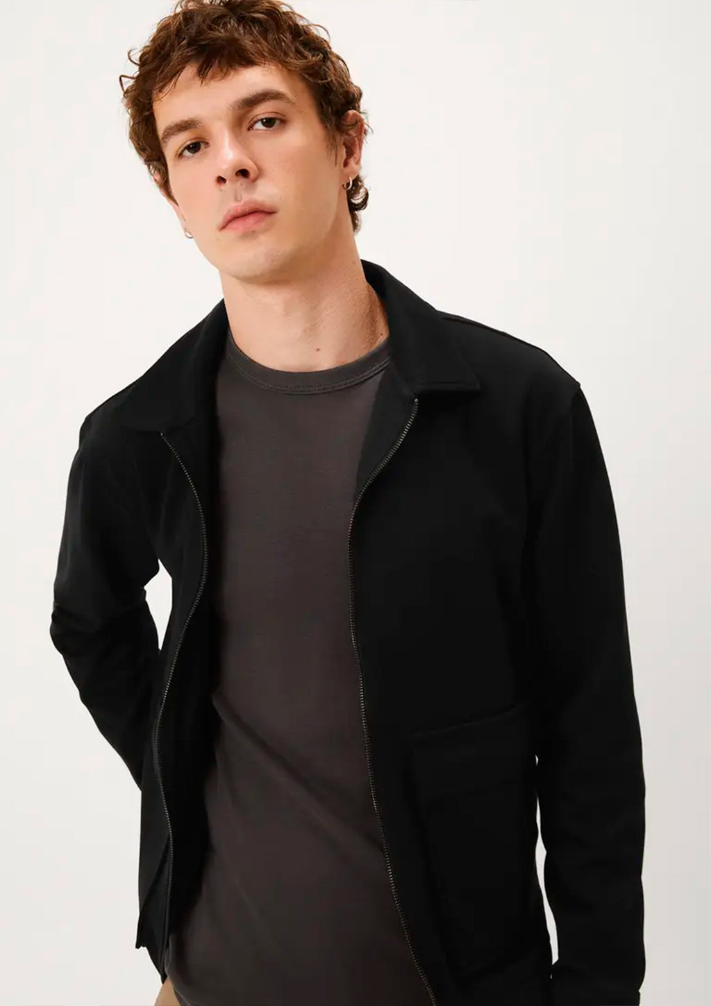 Jaqueta Com Bolso Hering Básica Masculina - Preto
