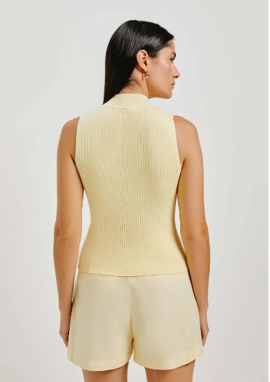 Blusa Regata Hering Em Tricot Gola Alta Feminina - Amarela