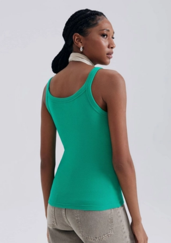 Camiseta Regata Hering Slim Rib Feminina - Verde