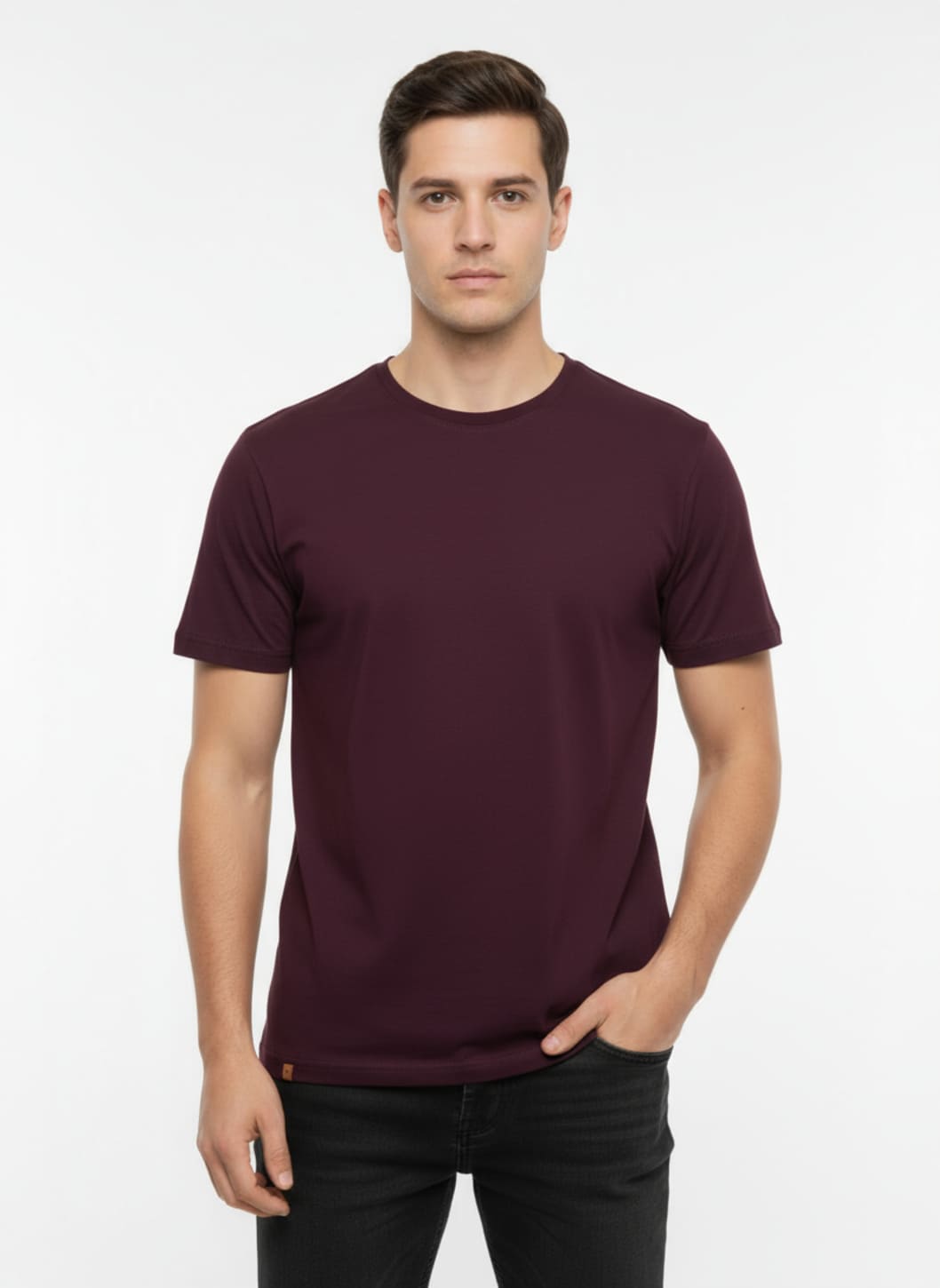 Camiseta Básica Masculina Gola Careca Yacht - Vinho