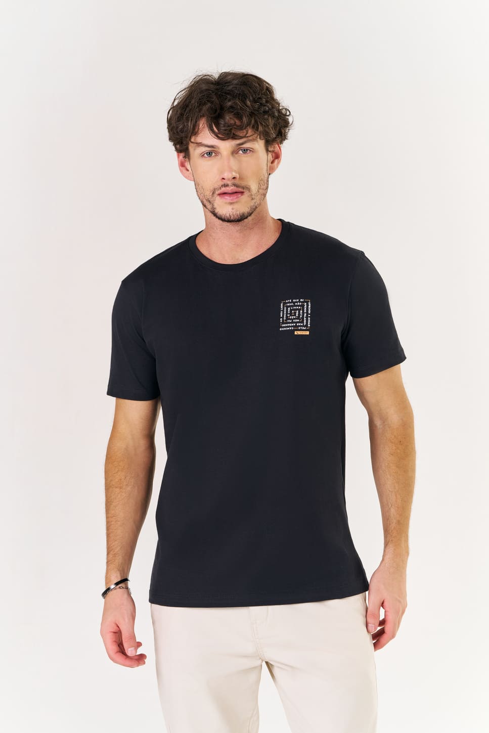 Camiseta Masculina Caminho Easy Fit Yacht - Preta