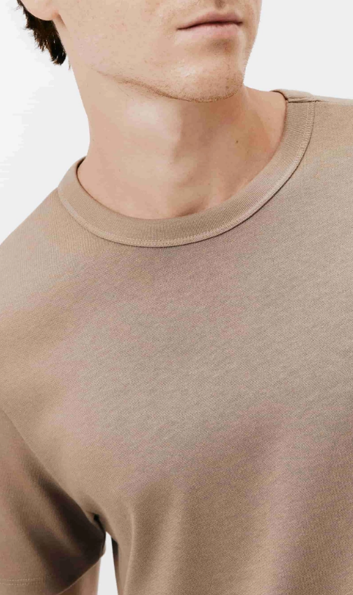 Camiseta Masculina Hering Texturizada Em Algodão Peruano - Marrom