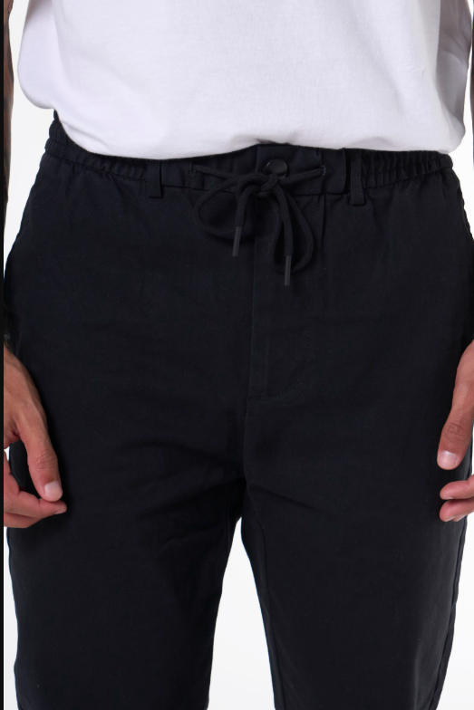 Calça Hering Taper Em Sarja Peletizada Masculina - Preta