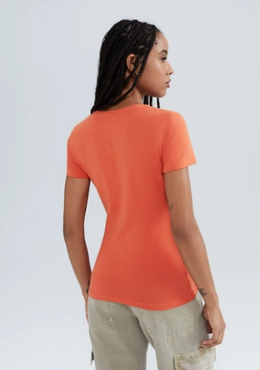 Blusa Básica Hering Decote V Feminina - Laranja