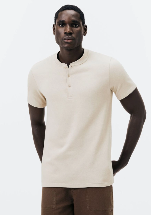 Camiseta  Hering Henley Regular Texturizada Masculina - Bege