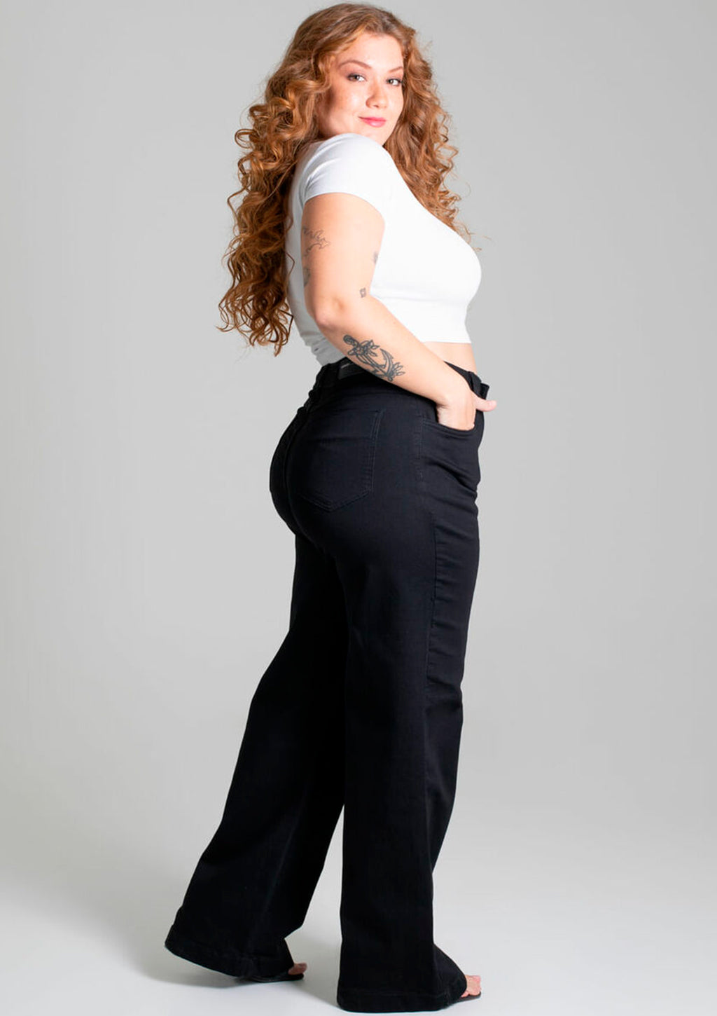 Calça Wide Leg Em Sarja Sawary Plus Size Feminina - Preto