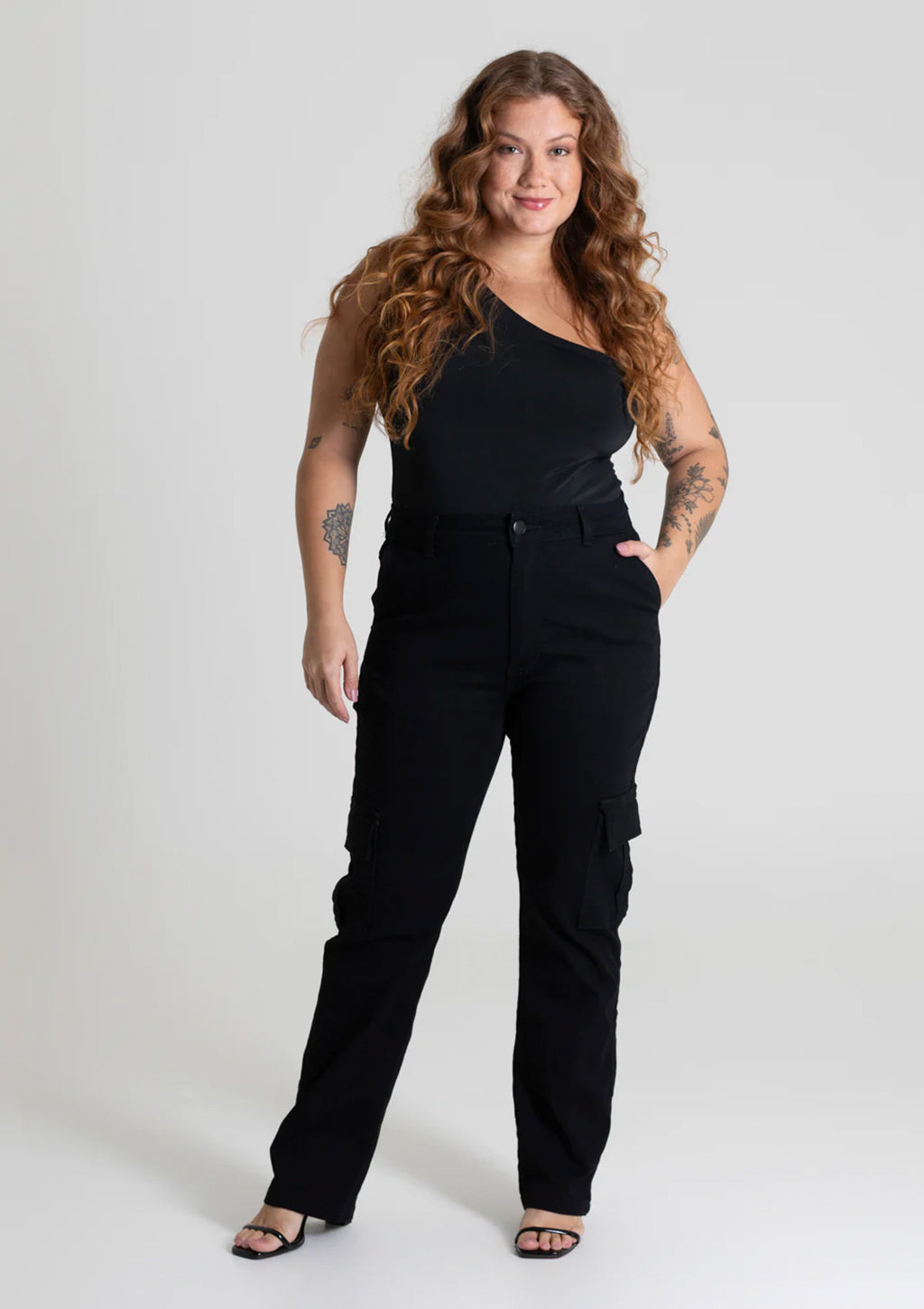 Calça Cargo Sarja Sawary Plus Size Feminina - Preto