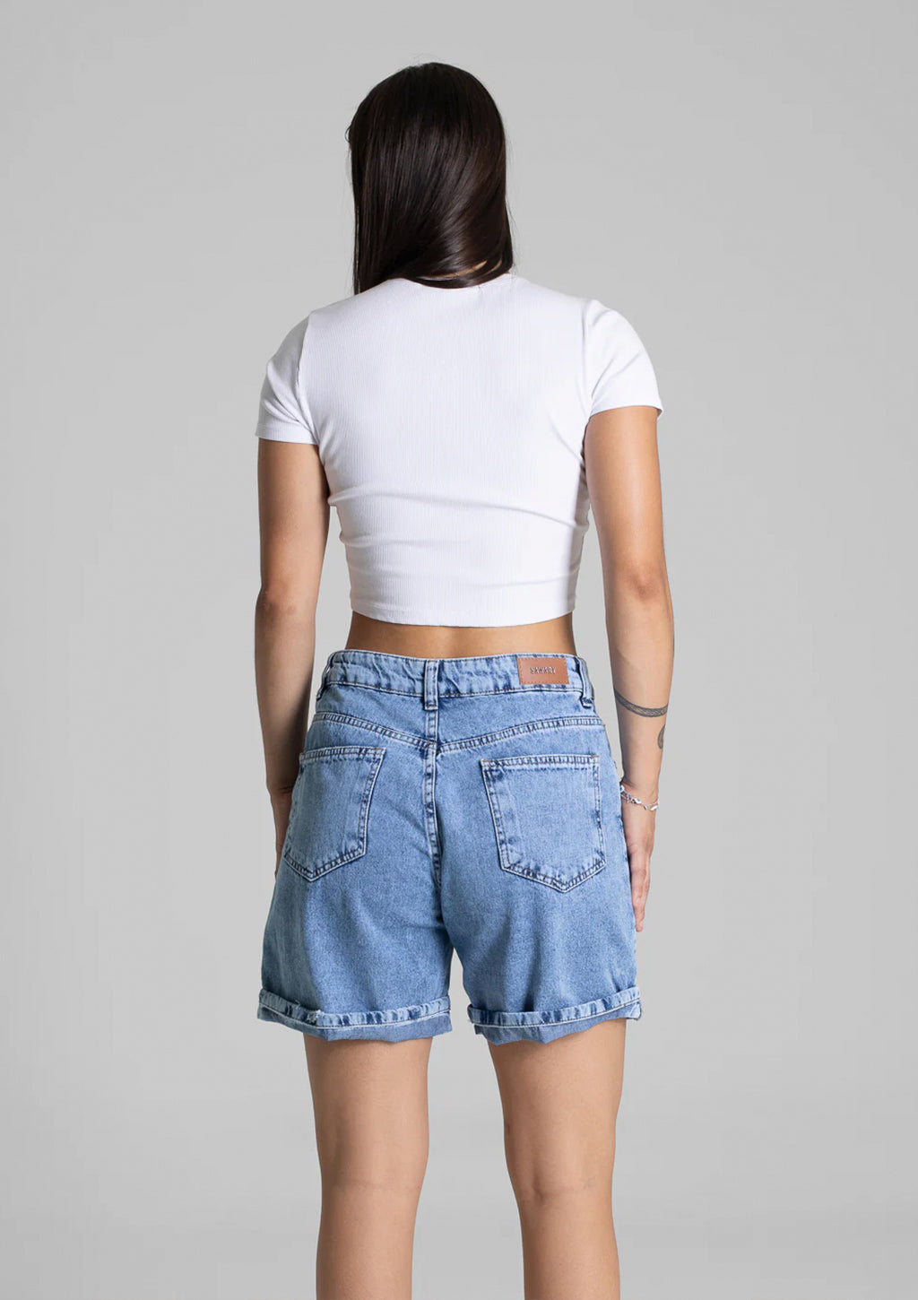 Shorts Jeans Sawary Com Barra Virada Feminino - Azul