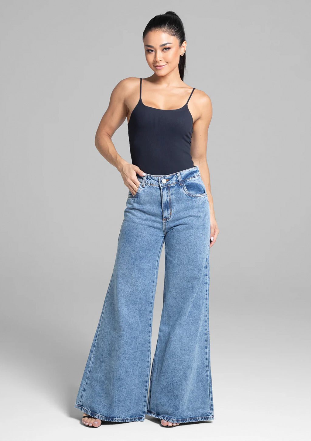 Calça Super Wide Leg Jeans Sawary Feminina - Azul Claro