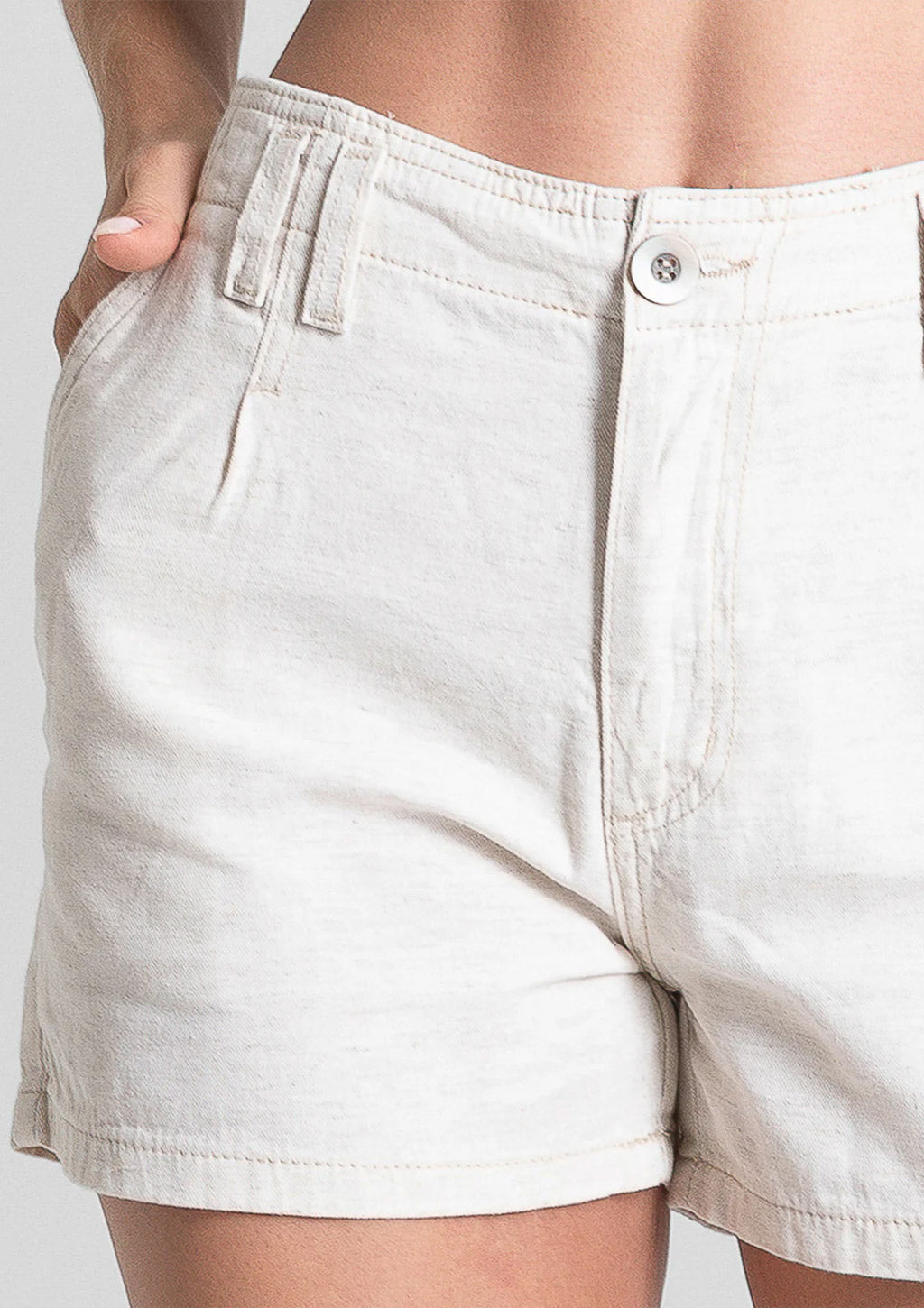 Shorts Em Tecido Sawary Linho Feminino - Off-White