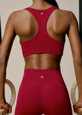 Top Esportivo Hering Feminino Hero Com Fio Lycra® - Vermelho