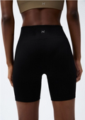 Bermuda Esportiva Hering Biker Sem Costura Feminina - Preta