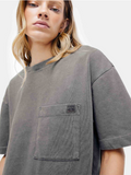 Camiseta Manga Curta Hering Estonada Com Bolso Feminina - Cinza