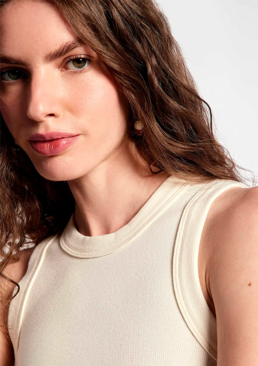 Regata Slim Neck Hering Feminina - Creme
