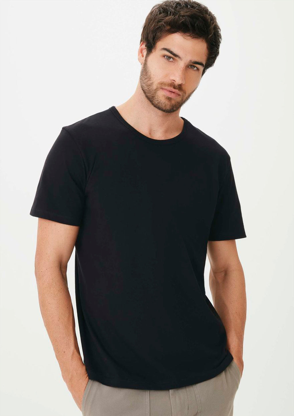 kit 3 Camisetas Slim Hering Gola Careca Masculino - Preto