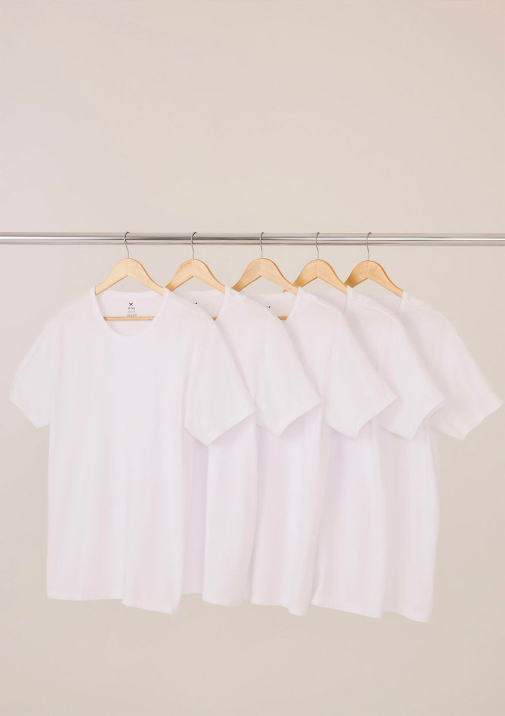 Kit 5 Camisetas Slim Hering Gola Careca Masculino - Branco