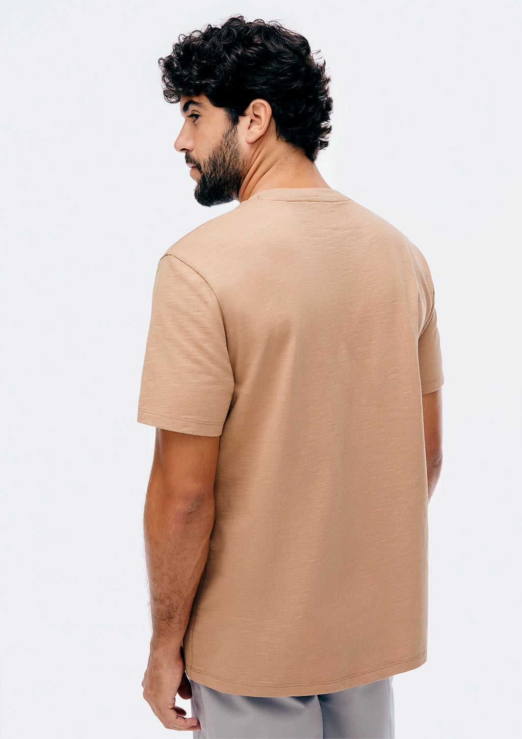 Camiseta Manga Curta Hering Comfort Em Malha Flamê Masculina - Bege