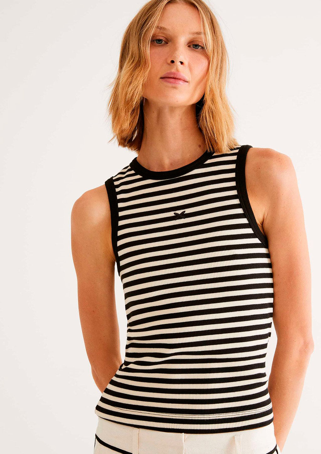 Regata Listrada Em Malha Premium Hering Feminino - Preto