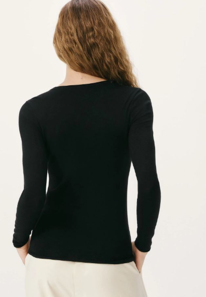 Blusa Feminina Hering Manga Longa Slim Em Tricô Leve - Preto