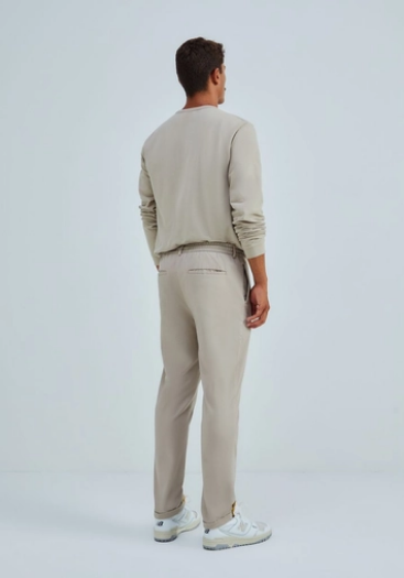 Calça Hering Taper Em Sarja Peletizada Masculina - Bege