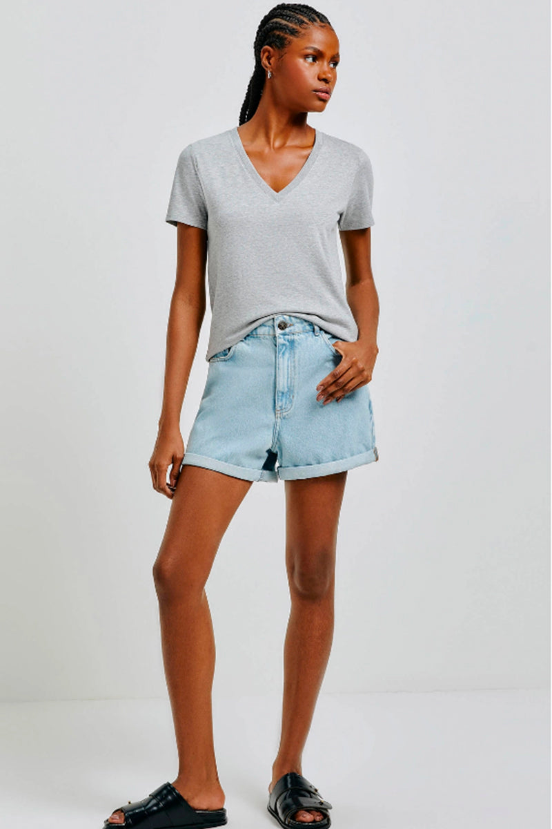 Blusa Básica Hering Decote V Feminina - Cinza