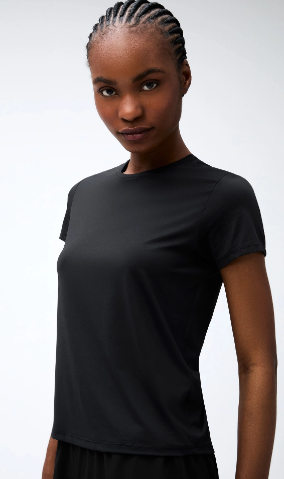 Camiseta Básica Hering Esportiva Proteção Uv Feminina - Preta