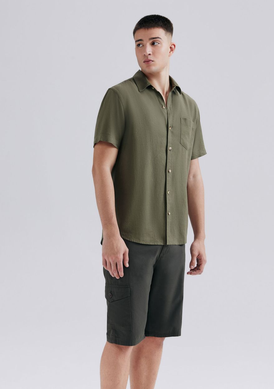 Camisa Básica Hering Manga Curta Slim Em Linho Masculina Verde