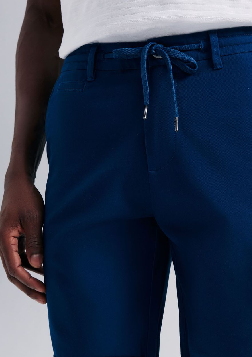Bermuda Básica Hering Em Sarja Com Elastano Masculina - Azul