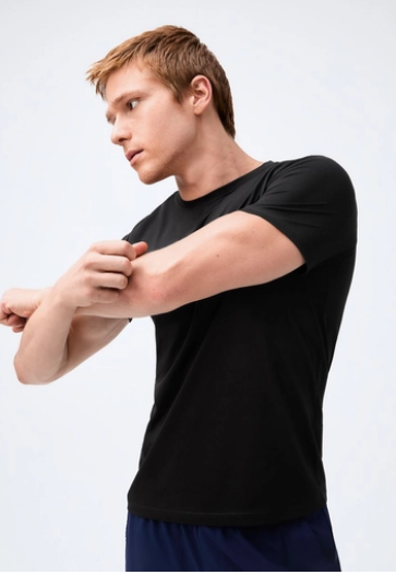 Camiseta Esportiva Hering Básica Ultra Masculina - Preta