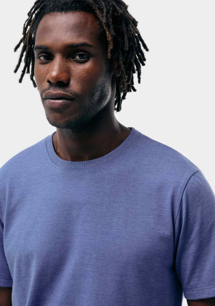 Camiseta Básica Hering Regular World Masculina - Azul
