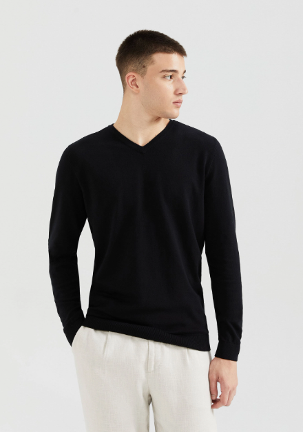 Suéter Básico Hering  Regular Gola V Masculino - Preto