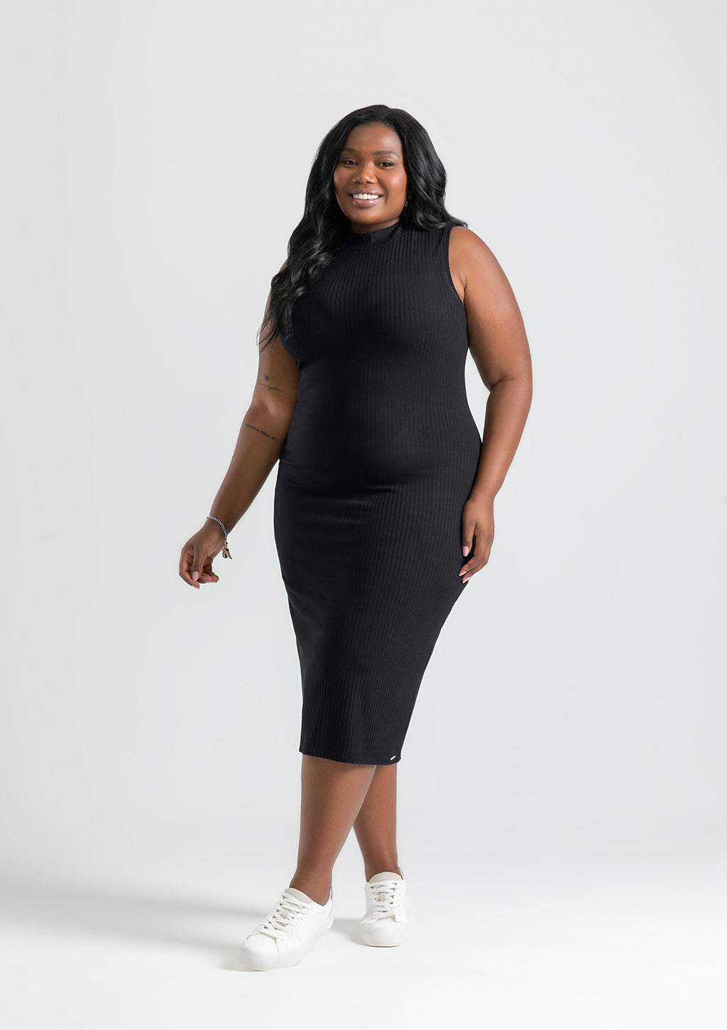 Vestido Midi Plus Size Cativa Em Ribana Canelada Feminino