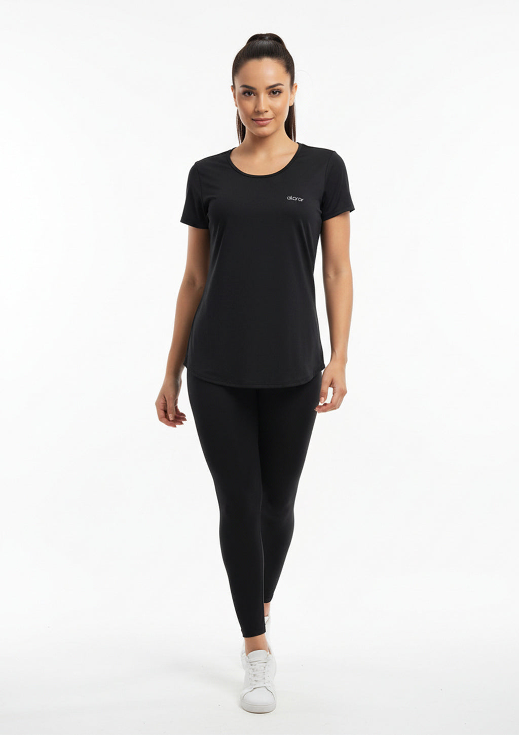 Camiseta Manga Curta Atara Esportiva Com Logotipo Feminina