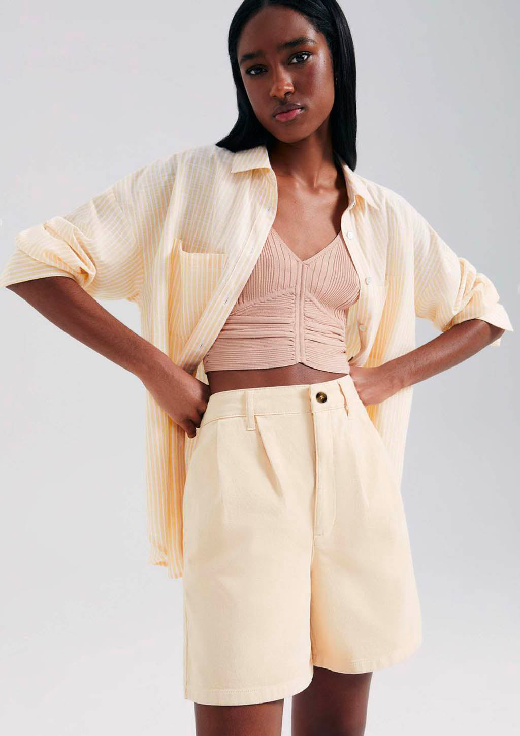 Bermuda de Sarja Feminina Estonada Hering - Amarelo