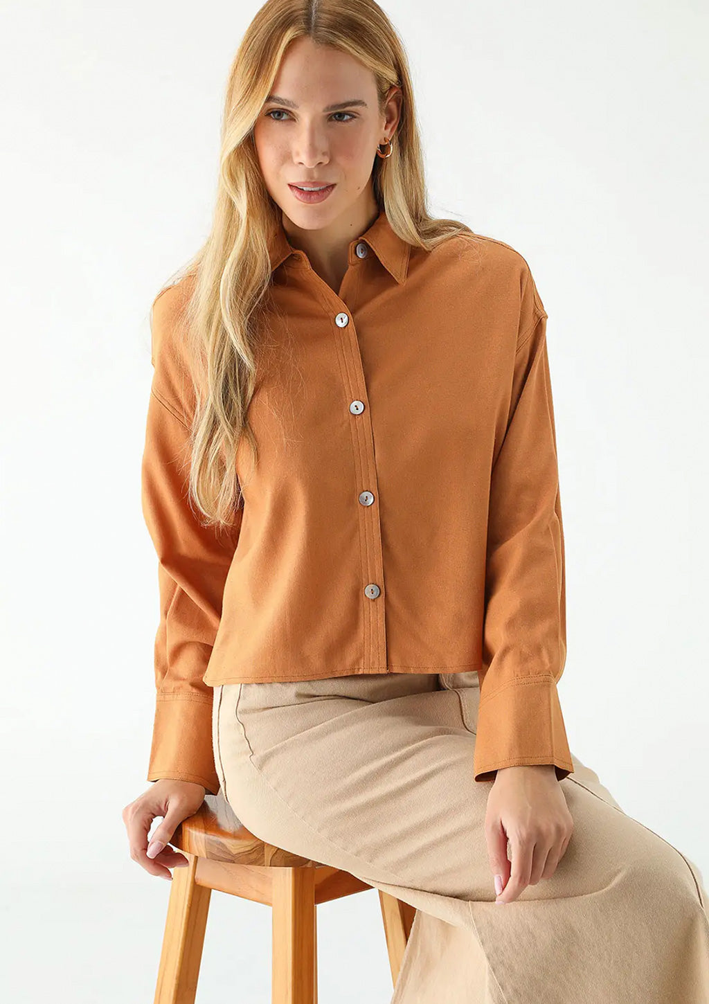 Camisa Hering Manga Longa Feminina - Caramelo