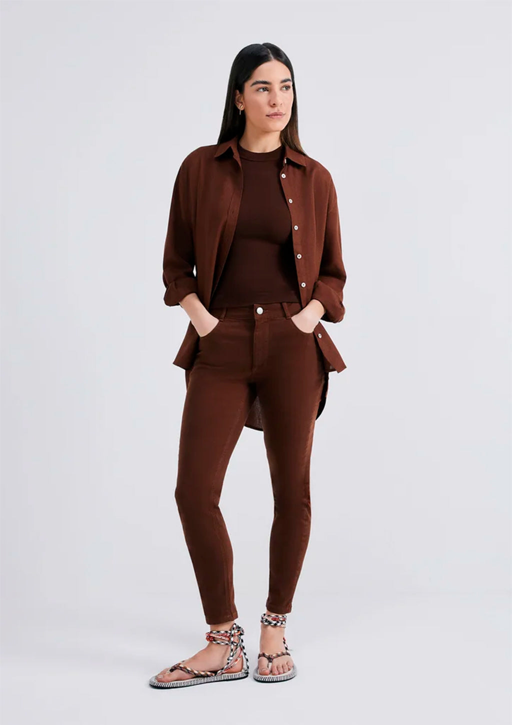 Camisa Básica Hering Feminina - Marrom