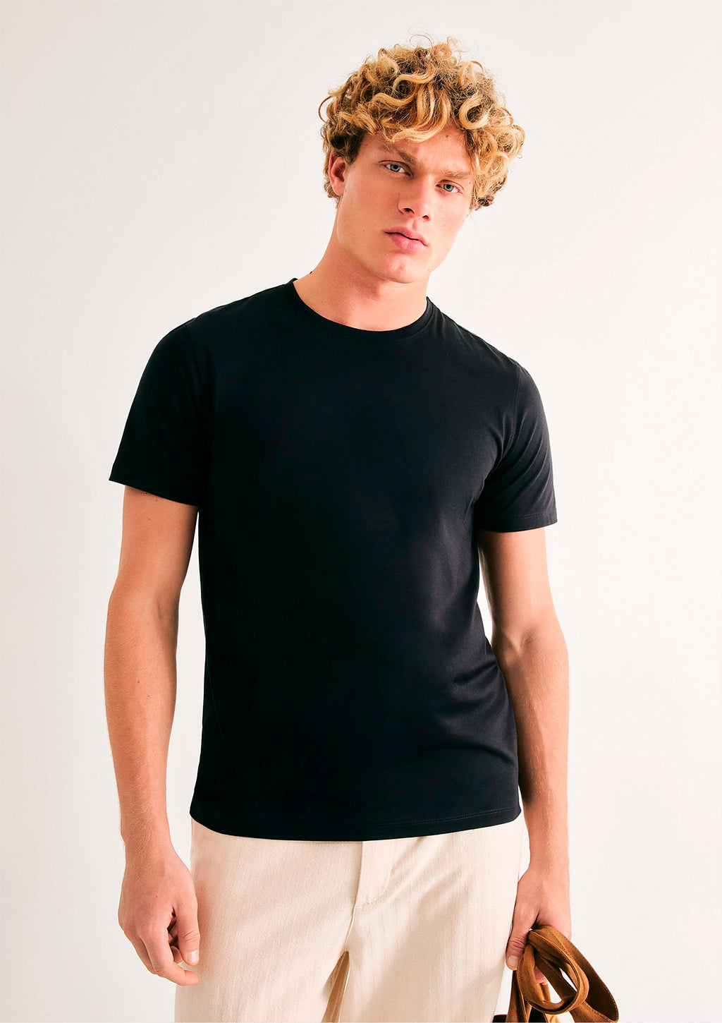 Camiseta Manga Curta Hering Básica Algodão Pima Masculina - Preto