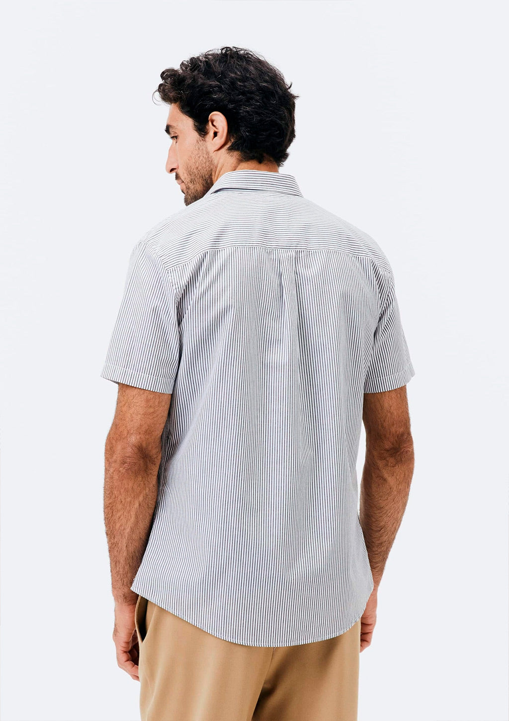 Camisa Manga Curta Hering Slim Listrada Masculina - Cinza/Branco