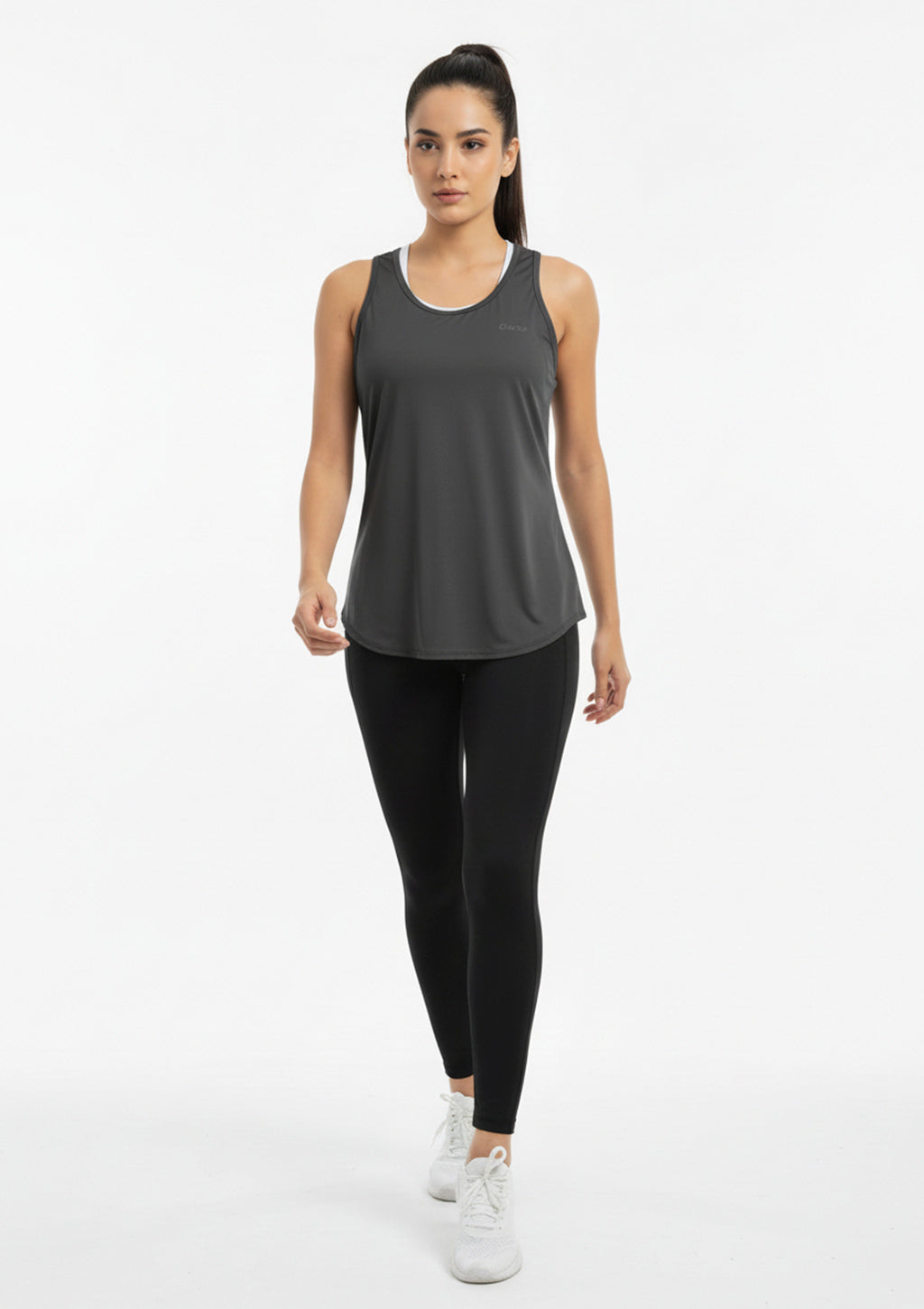 Camiseta Manga Curta Atara Esportiva Com Logotipo Feminina