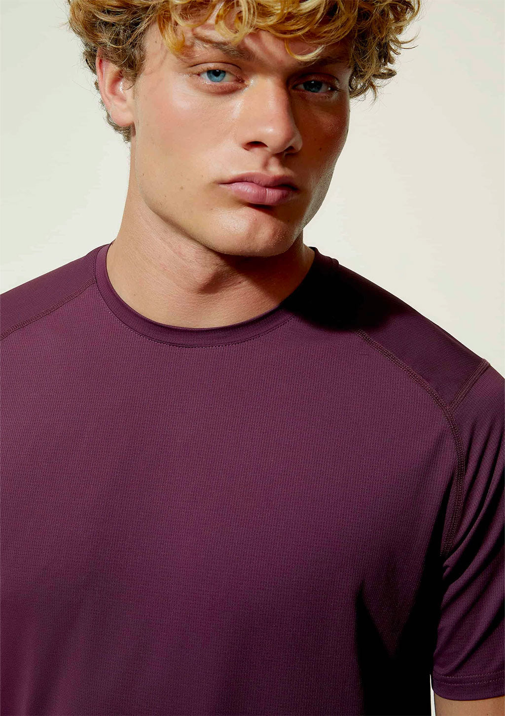 Camiseta Esportiva Masculina Manga Curta Hiit Hering - Vinho