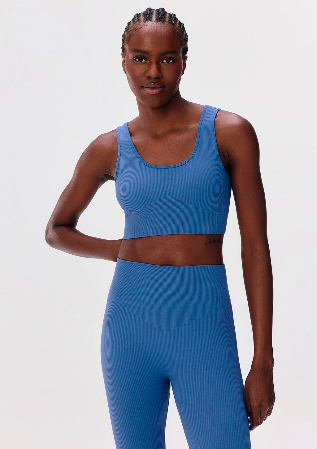 Top Esportivo Hering Canelado Sem Costura Feminino - Azul