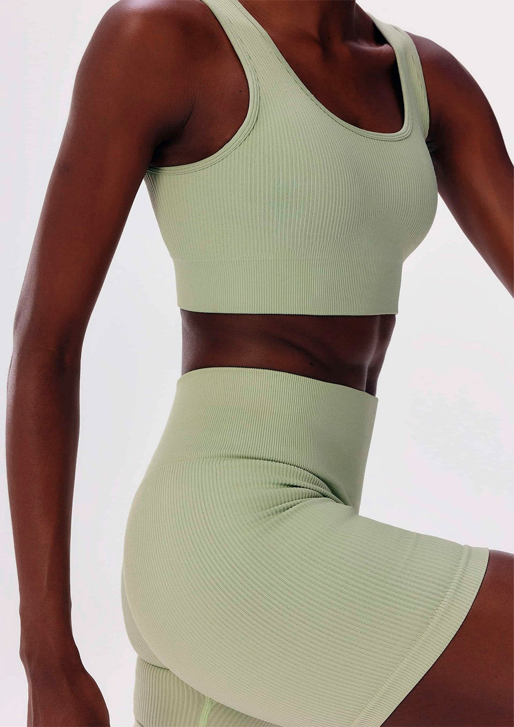 Top Esportivo Hering Canelado Sem Costura Feminino - Verde