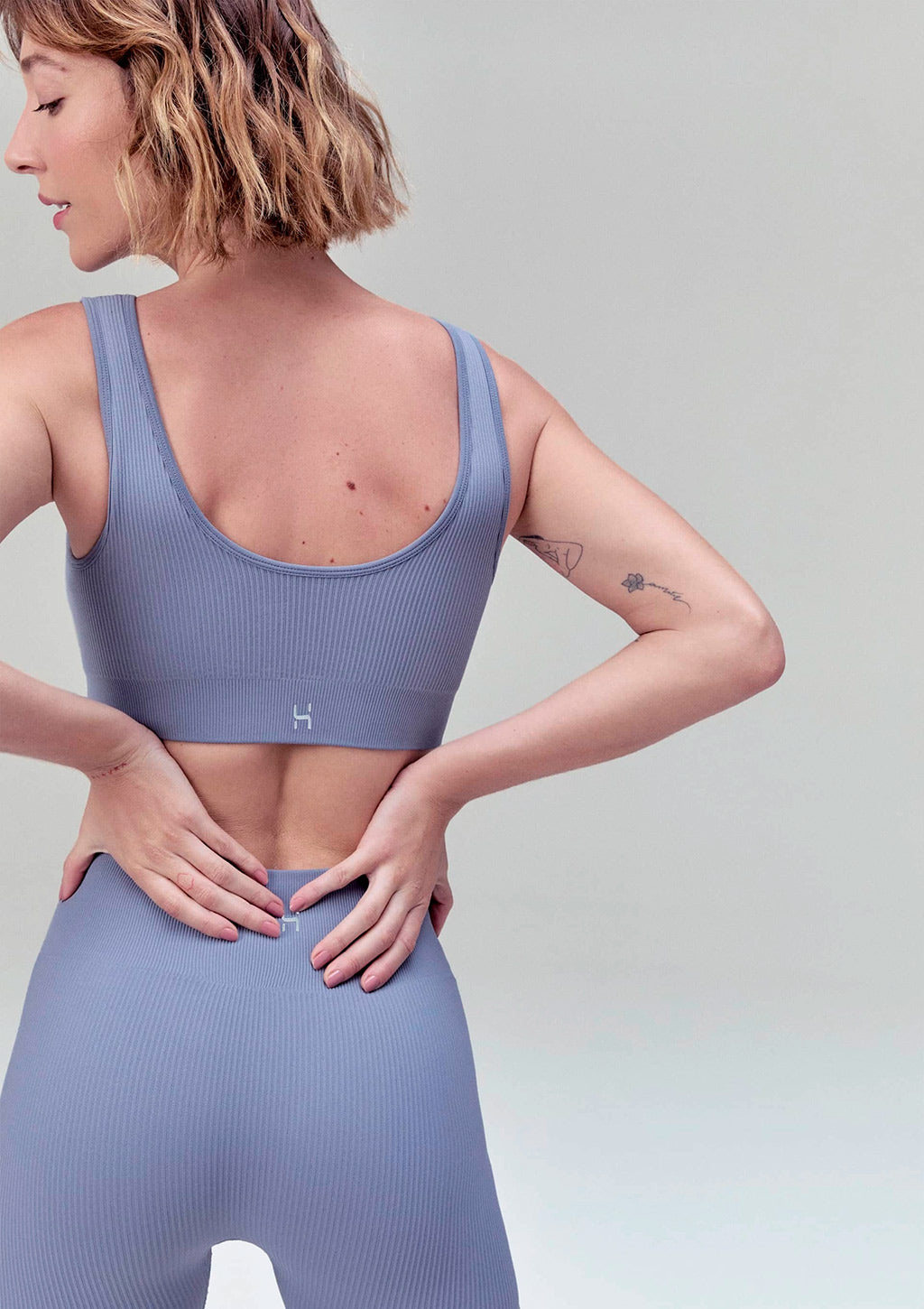 Top Esportivo Hering Canelado Sem Costura Feminino - Roxo