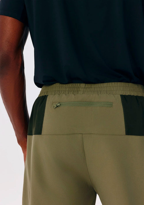 Bermuda Esportiva Hering Runner Secagem Rápida Masculina - Verde Caqui