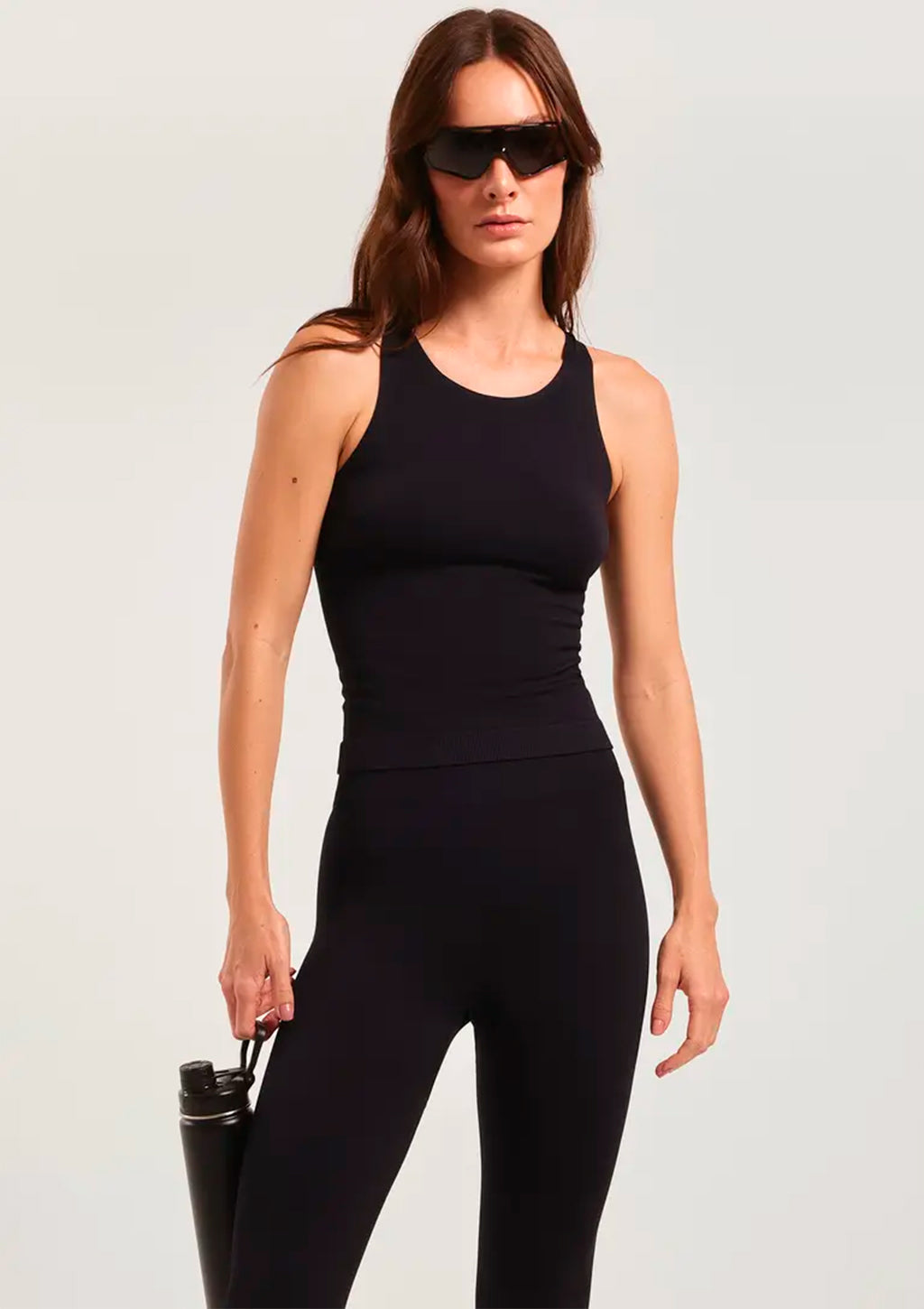 Regata Esportiva Hering Sem Costura Feminina - Preto