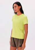 Camiseta Manga Curta Esportiva Hering Texturizada Com Secagem Rápida Feminina - Verde