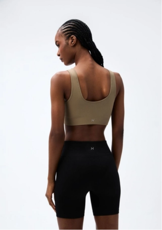 Bermuda Esportiva Hering Biker Sem Costura Feminina - Preta
