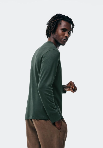 Camiseta Manga Longa Hering em Algodão Peruano Masculina - Verde